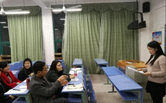 畅通的立交桥真实打破了学历晋升的壁垒让技术成才之路相同宽