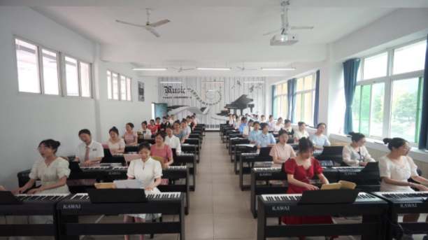 畅通的立交桥真实打破了学历晋升的壁垒让技术成才之路相同宽广